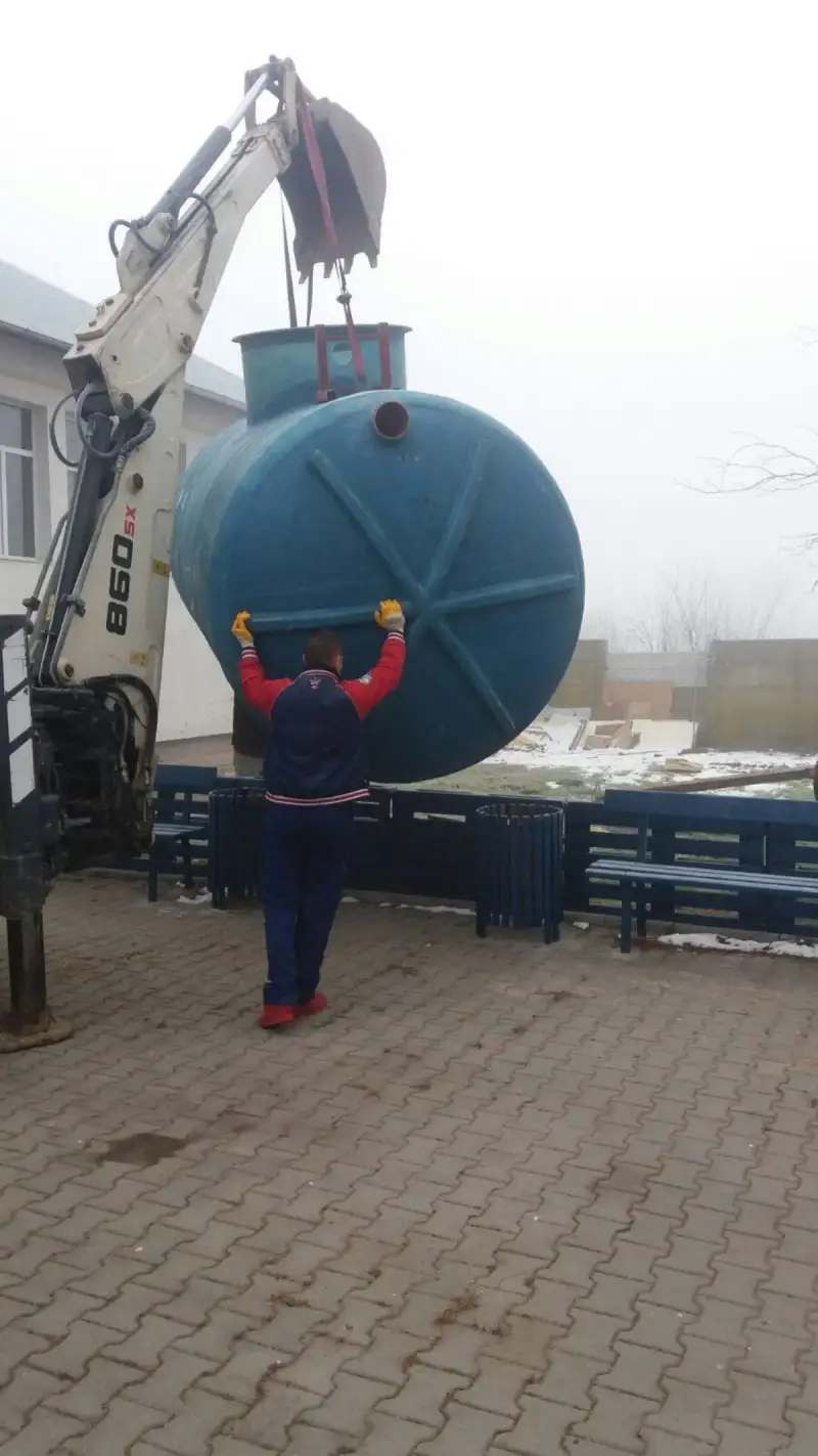 Instalare stație de epurare ECO TANK 250 SBR ECO TANK pe teren